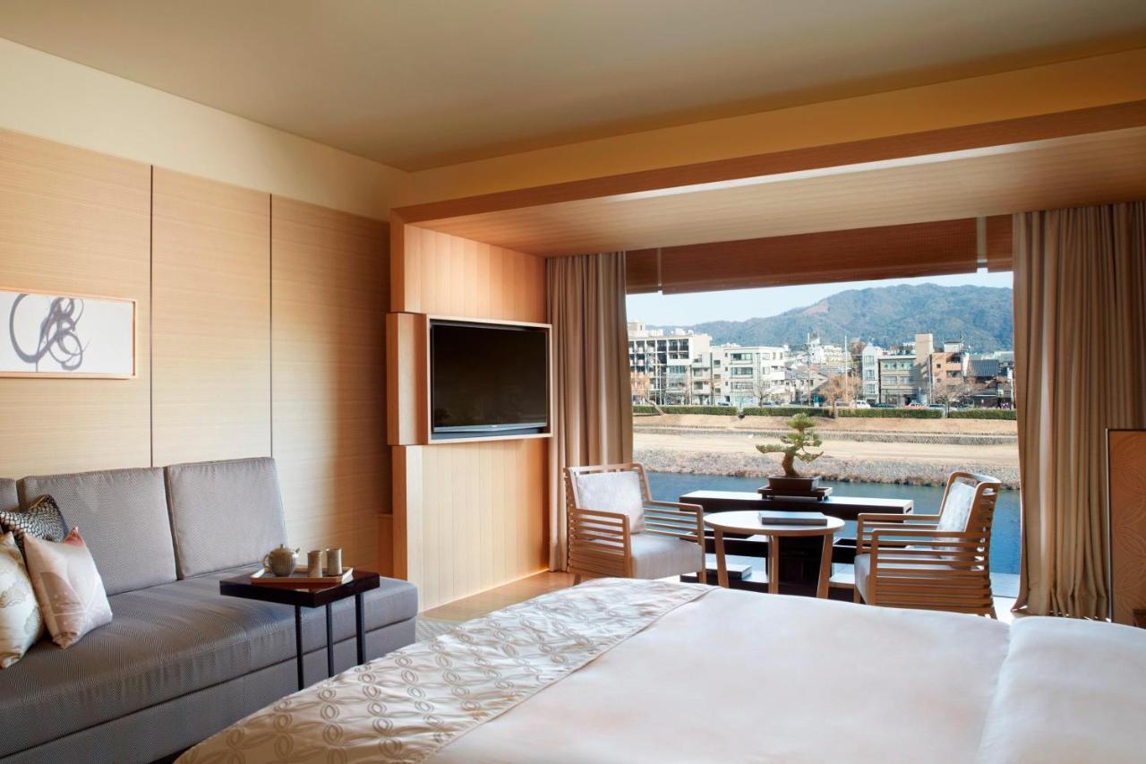 The Ritz-Carlton Kyoto Hotell Exteriör bild